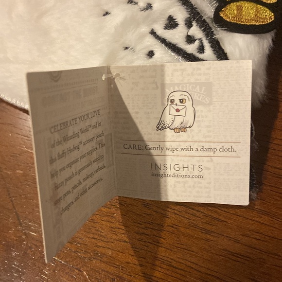 Harry Potter: Hedwig Plush Accessory Pouch - Picture 5 of 6